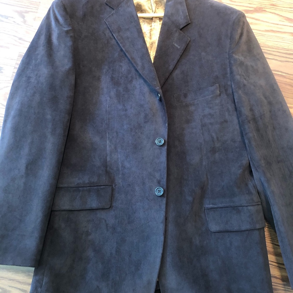 Blazer - Picture 7 of 7
